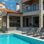 Fiolla Casa de Férias